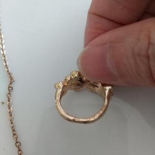 お花の指輪・ネックレスセットの画像