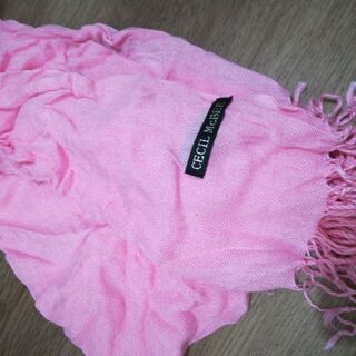 セシルマクビーのストール