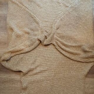【無料】オーバーサイズのラメニット