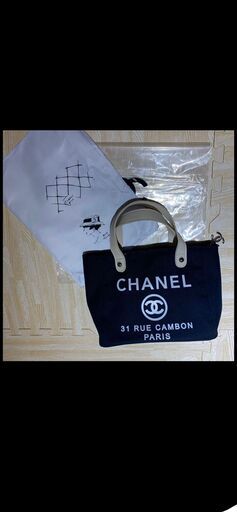 CHANEL キャンバスプリントトートバッグ