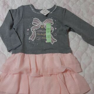 新品　未使用　秋冬物　女の子　3セット　100サイズの画像