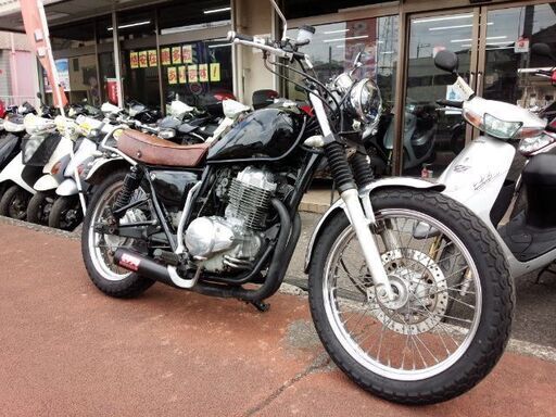 NO.3468　ＣＢ４００ＳＳ　空冷４サイクル単気筒４００ｃｃ　モリワキショート管　ＬＥＤライト　タックロールブラウンシート　ブラック　☆彡