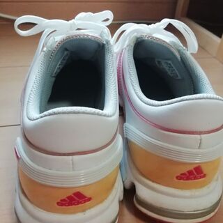 レディースゴルフシューズ【24cm】の画像