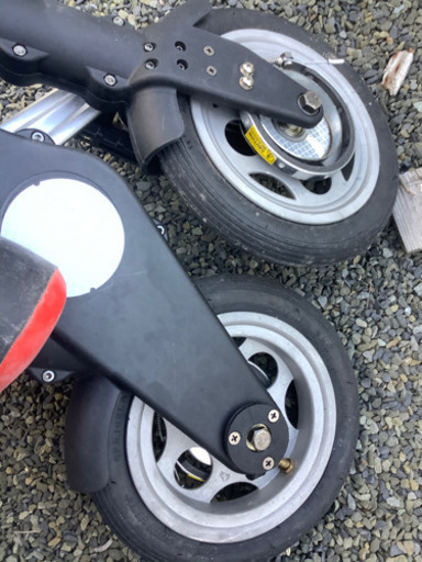 【イギリス製】最小の折り畳み自転車A-bike City(エーバイク、エイバイク)
