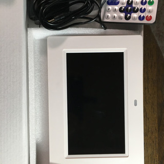 デジタルフォトフレーム　7インチ