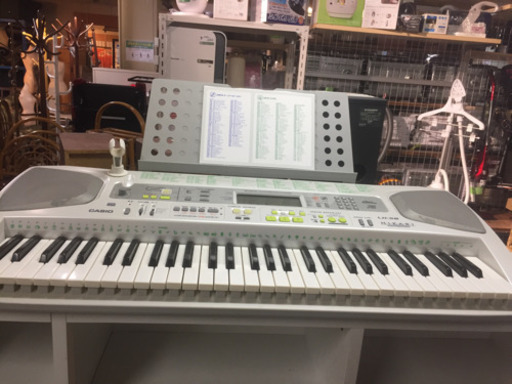 JH01062 CASIO キーボード電子ピアノ 光ナビゲーション