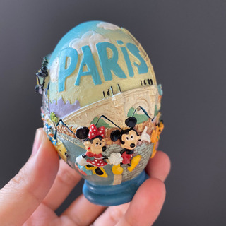 ディズニーランドパリ限定　エッグ型置物