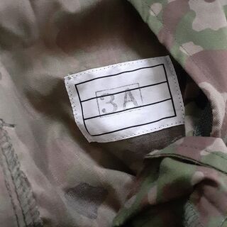 『ほぼ未使用』陸上自衛隊　戦闘服？作業服？のズボン　3Aサイズ