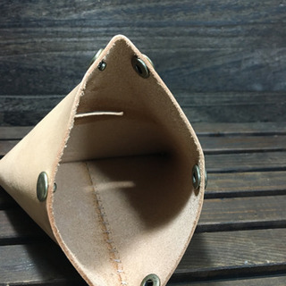 革で貯金箱を作ろう‼博多️革小物教室の画像