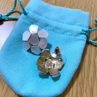 シェル ゴールドピアス green label relaxingの画像