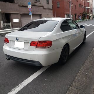 ＢＭＷ320クーペＭスポーツ　Ｈ20　車検2年12月　走行114000キロ　サンルーフ　黒革スポーツシート　社外2ＤＩＮナビ＆フルセグＴＶ　シュニッツアー17AＷ　レッドキャリパー　コンフォートアクセスの画像