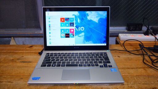 ノートパソコン Sony VAIO SVT13139CJS