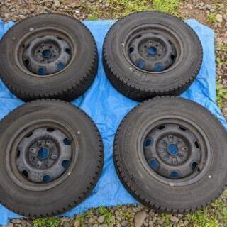 2018年スタットレスタイヤ　トヨタサクシードバン（H16UL）...