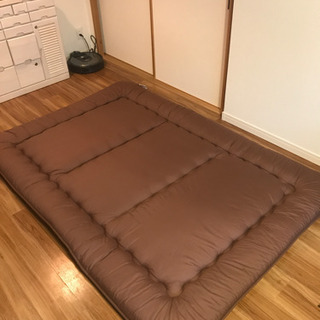 ダブル敷布団　ブラウン
