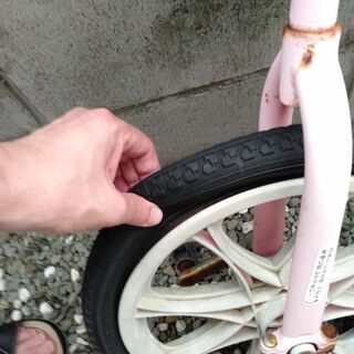 小学生用の一輪車の画像
