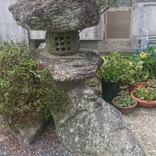 庭石欲しい方居ませんか？ 無料 灯籠は貰い手が決まりました。