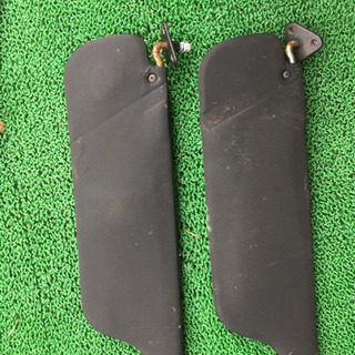 量産丸目型117クーペ用フロントサンバイザー黒色レザー張り品の画像