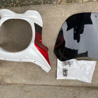 新品 汎用 ビキニカウル 赤G② スモーク スクリーン/ 180π ゼファーXJR400インパルス ZRX400 バリオス ジェイド250 CBR400F CBX550F の画像