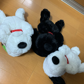 ②【新品】ふわふわスヌーピー　寝そべりぬいぐるみ　SNOOPY  帽子　ヘルメットの画像