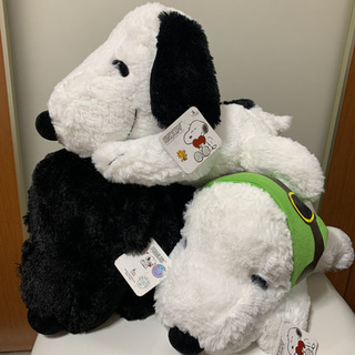 ②【新品】ふわふわスヌーピー　寝そべりぬいぐるみ　SNOOPY  帽子　ヘルメットの画像
