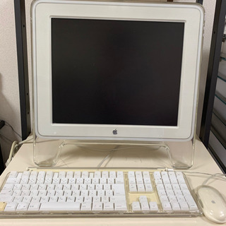 Power Mac G4 + ディスプレイ + キーボード + マウス + パソコンラックの画像
