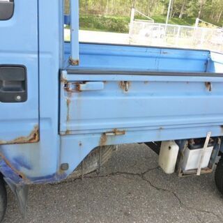 ホンダ　アクティ　トラック　軽トラック　４ＷＤ　エンジン始動確認済みの画像