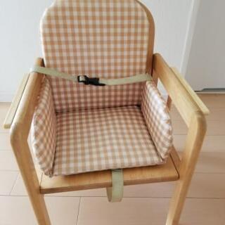【お取引完了】ベビーチェア&机　3wayタイプ　ヨーロッパ製品の画像