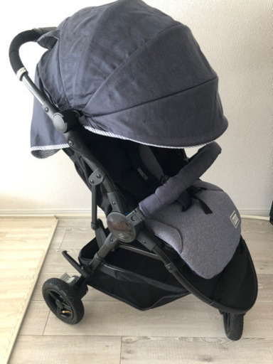 Pigeonパルスキップ　ベビーカー