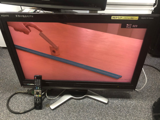 SHARP AQUOS 32型　液晶テレビ