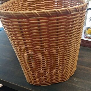 通勤通学用に！丈夫なプラ製　◆新品◆OGK籐風大型フロントバスケット の画像