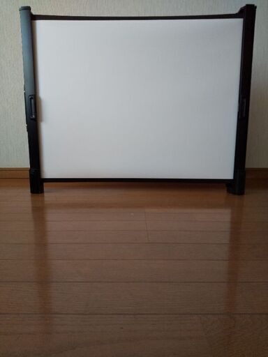 モバイルスクリーン　テーブルトップタイプ　40インチ