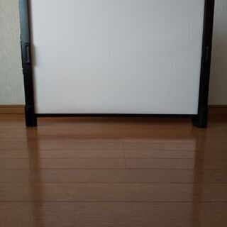 モバイルスクリーン　テーブルトップタイプ　40インチ