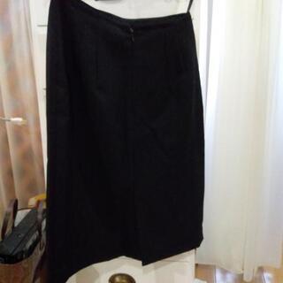 美品！9号黒のスカートの画像