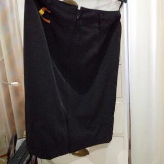 値下げ！美品！黒のスカートの画像