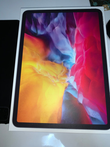 iPad Pro 第2世代 11インチ3眼カメラ keyboardケース タッチペン付き