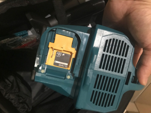 マキタ　18V  CL184D