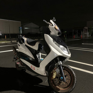 シグナスx 国内2型　se44j カスタムの画像