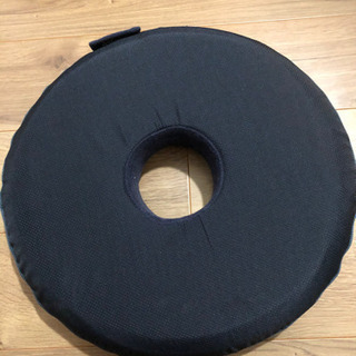値下げしました!!円盤クッションの画像
