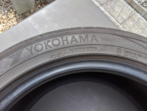 ヨコハマタイヤ　Blu Earth