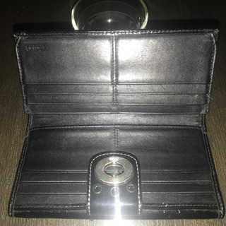 1000円でどうぞ！　エナメル財布！の画像