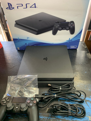 【美品】PlayStation 4 ジェット・ブラック 500GB (CUH-2200AB01) 2020/10/06