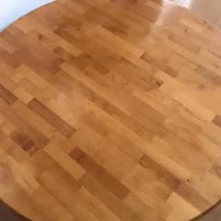大きい木製丸テーブル直径120㎝の画像