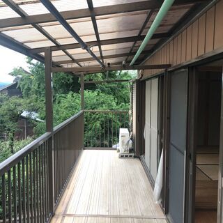 元地元名士の家６Ｋ　駐車場屋根付き３台+２台　40平米小屋（電気+水道あり）フリ敷地120平米 − 埼玉県