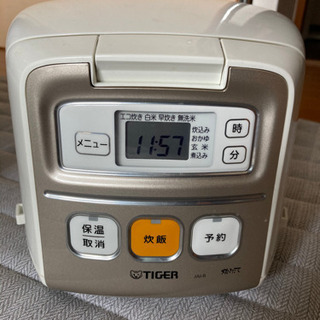 【TIGER 炊きたて】3合炊き炊飯器の画像