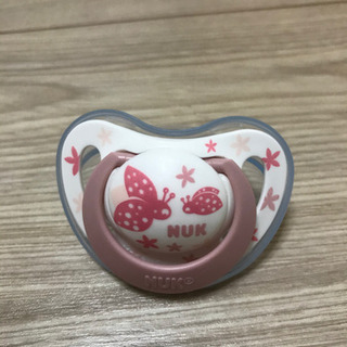 NUKおしゃぶり　美品の画像