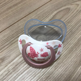 NUKおしゃぶり　美品の画像