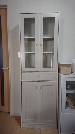 ☆食器棚☆ ※10月22日までにお取引できる方