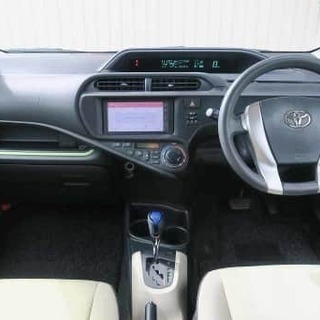🚙ド派手なアクアが入庫しました♪燃費よし！小回りよし！🚙