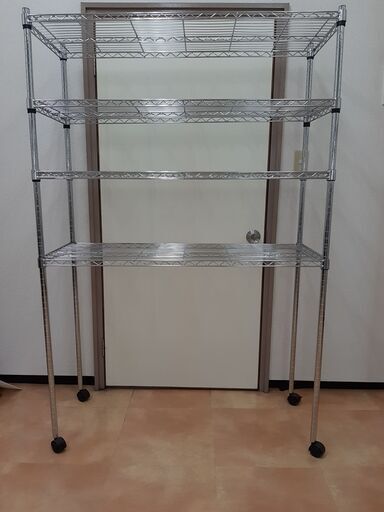 アイリスオーヤマ製メタルラック。室内使用美品。
