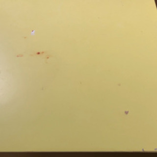 【０円】小さなテーブルの画像